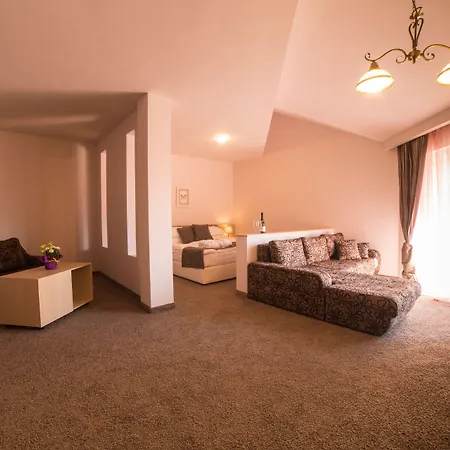 Thermal Seven Seasons Отель 2*